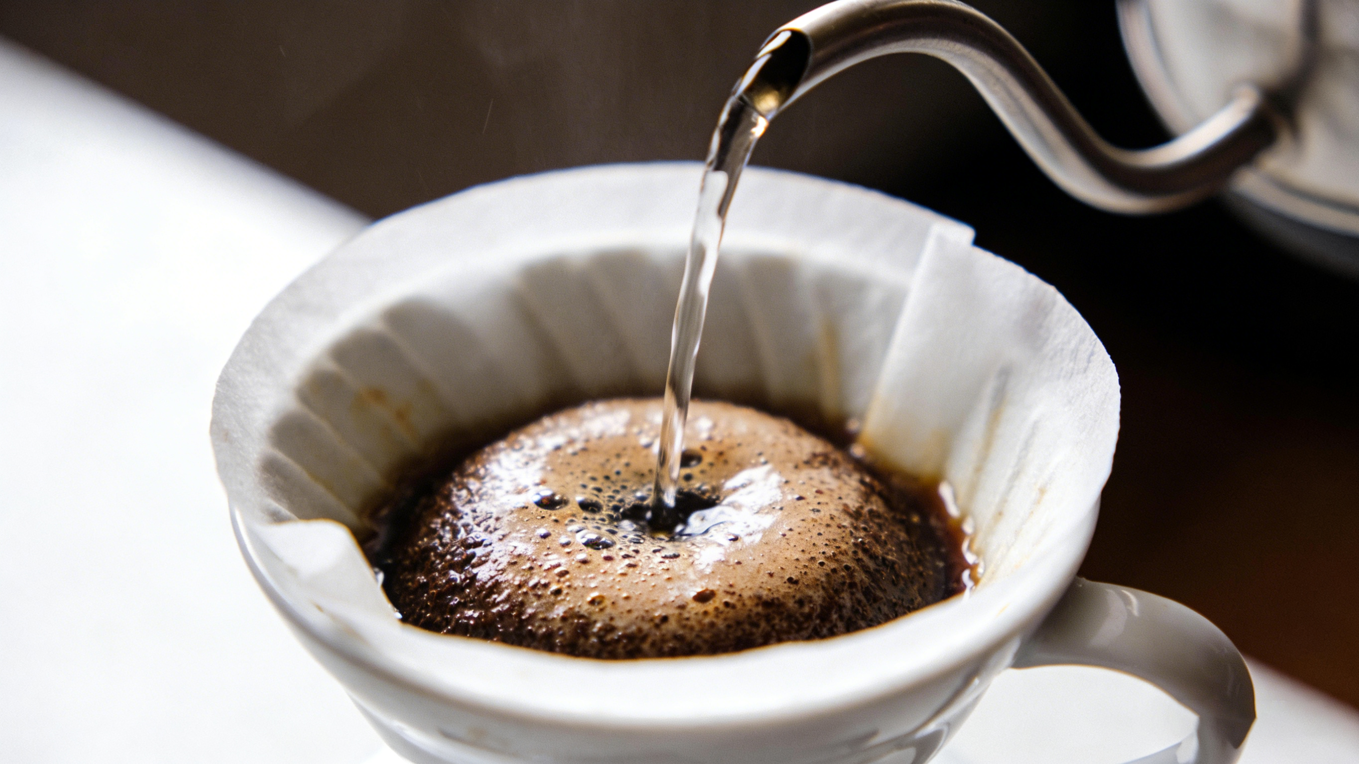 How to Use a Pour Over Coffee Maker？