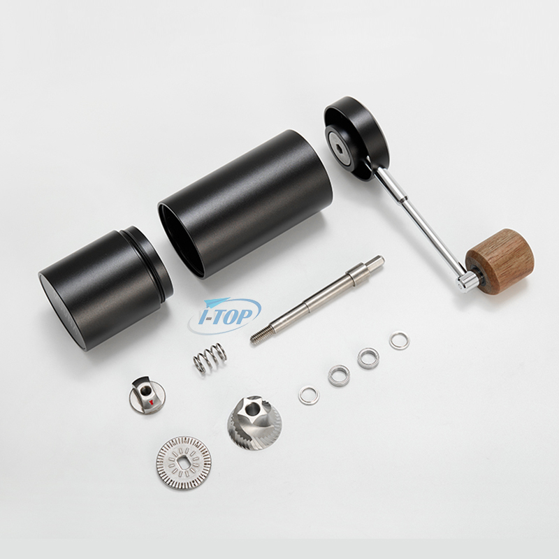 Do You Wash A Manual Coffee Grinder After Every Use？