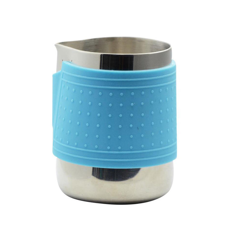 Milk Frothing Pitcher Stainless Steel Milk Steamer Jug Rounded Spout Heat Resistant Silicone Grip Pads Milk Jug