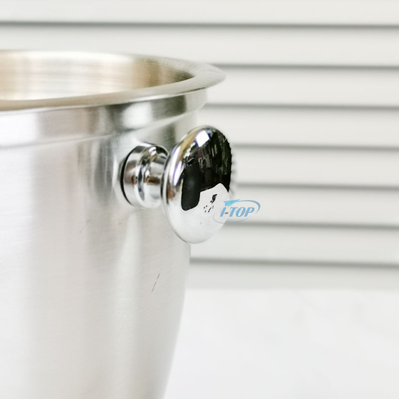 Single-Wall Stainless Steel metal Ice Bucket With ice scoop with handy two bomb handle
